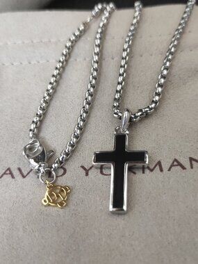 David Yurman 925 SilveBrand new, genuine product! No wear or flaws at r Necklace